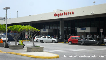 An airliner on approach to a Jamaican airport
